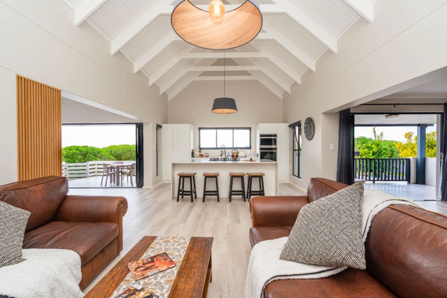 9 Bedroom Property for Sale in Oliphantskop Western Cape